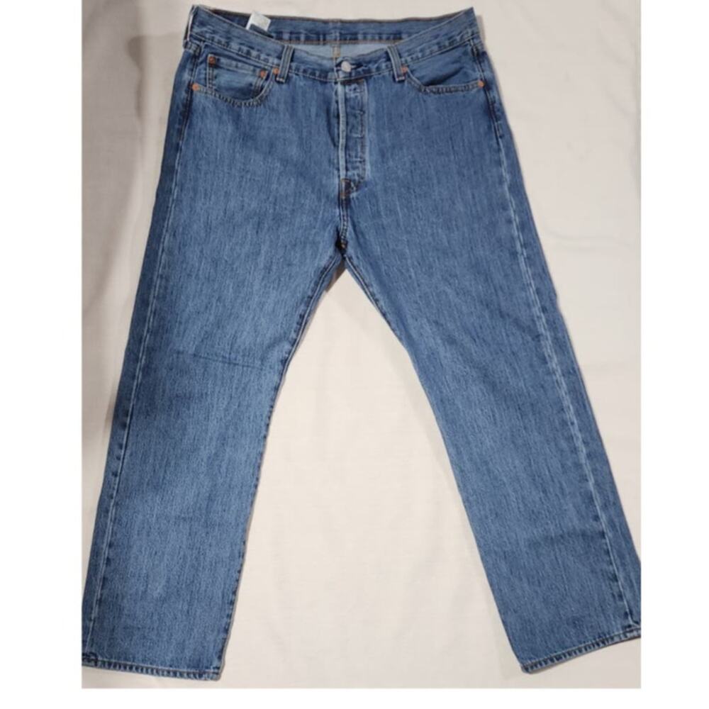Levi's 501 men's size W36''xL30''-Button fly